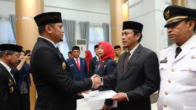 Adnan Lantik 36 Pejabat, Sekcam Somba Opu Promosi Jabat Camat 