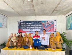 Pertamina Patra Niaga Sulawesi IT Kendari Gelar Program Gizi Mata Seimbang di Kelurahan Mata