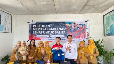 Pertamina Patra Niaga Sulawesi IT Kendari Gelar Program Gizi Mata Seimbang di Kelurahan Mata