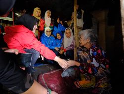 Giliran Warga Miskin Ekstrem di Malino Peroleh Bantuan dari PKK Gowa, Wujudkan Program Masunggu 