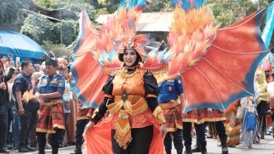 Fashion Culture Carnaval Diikuti Puluhan Tim dengan Beragam Tema Budaya Menarik