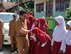 Wabup Gowa Tinjau Pemeriksaan Kesehatan Gratis Siswa di SD Center Malakaji