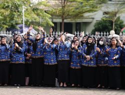 Gubernur Sulsel Serahkan SK ke 6.624 PPPK Formasi 2024, Ingatkan Profesionalisme ASN