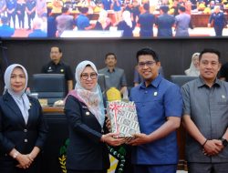 Serahkan Ranperda APBD Perubahan 2025, Bupati Gowa Dorong Pemulihan Sosial Ekonomi