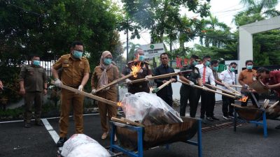 Pemkab-Kejari Gowa Lakukan Pemusnahan Rupiah Palsu, Harap Edukasi Penggunan Digitalisasi Dilakukan
